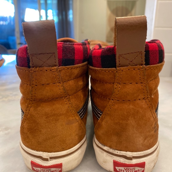 Vans MTE high top suede size 6 - Picture 3 of 6